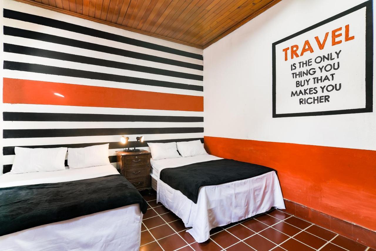Capsule Hostel Guatemala-Stad Buitenkant foto