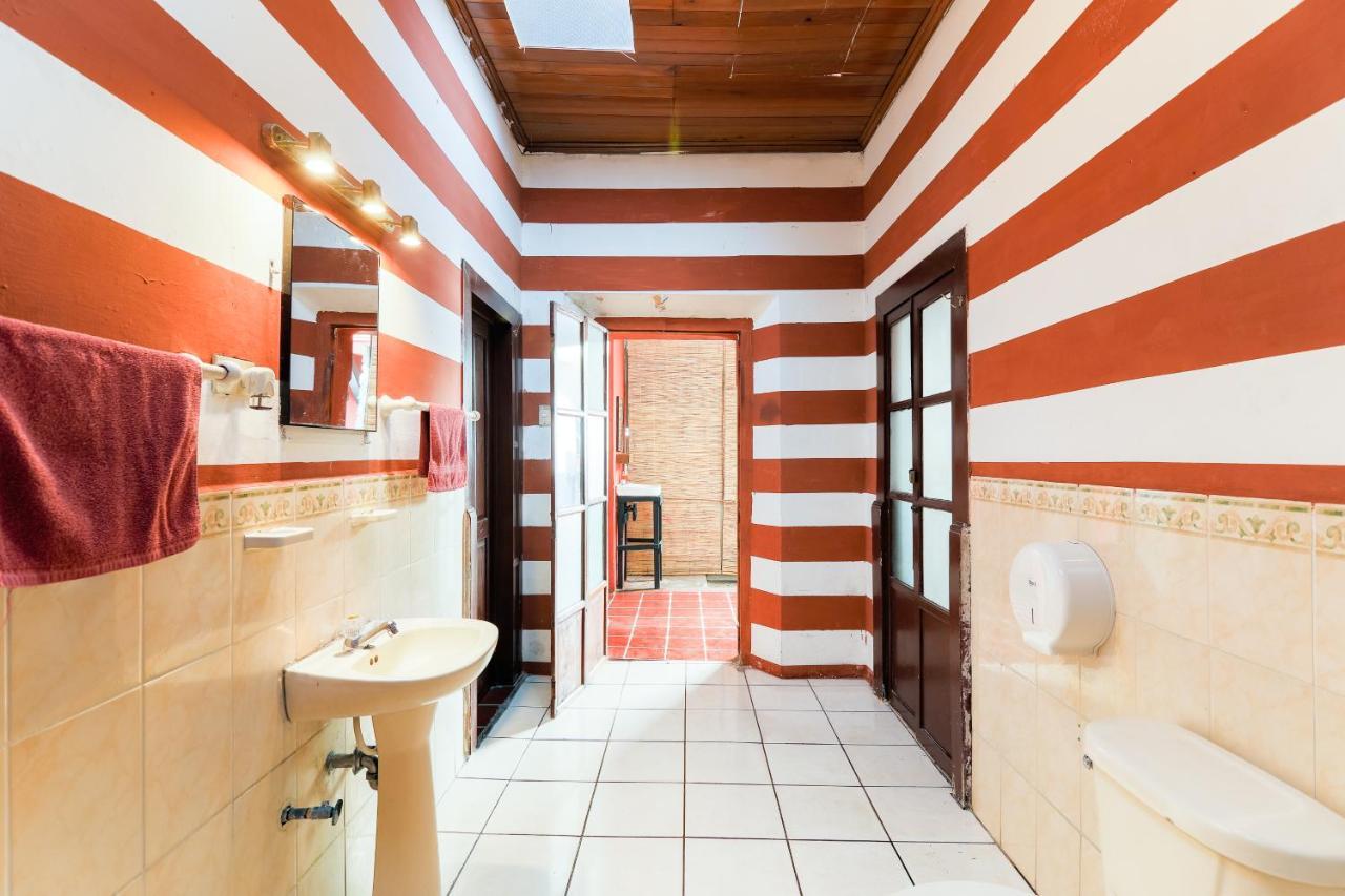 Capsule Hostel Guatemala-Stad Buitenkant foto